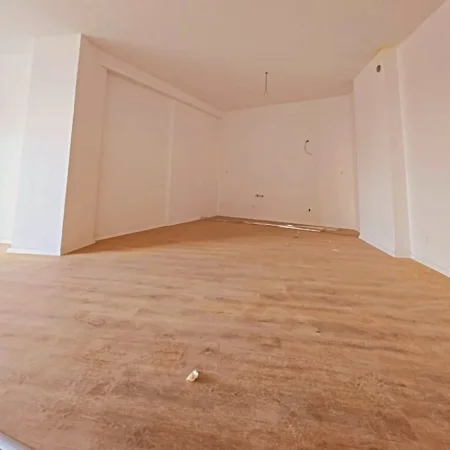 Tirane, shitet apartament 2+1 , 117 m² (Pazari i Ri)