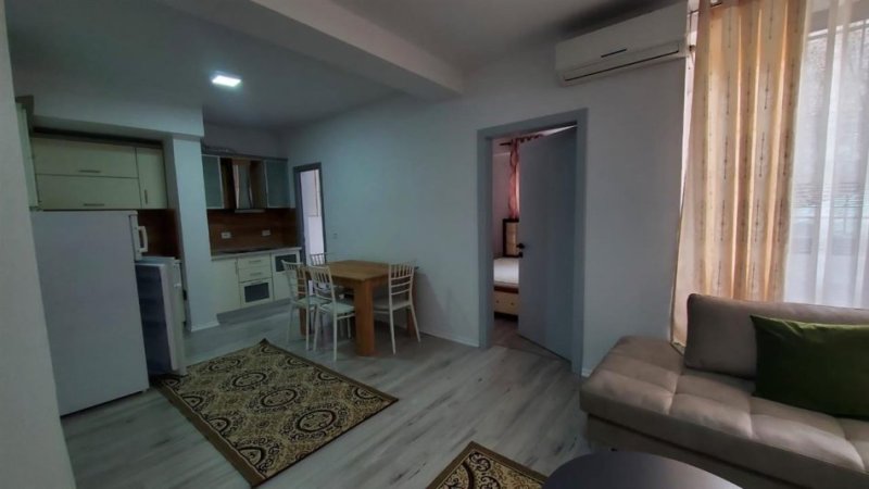 Tirane, jepet me qera apartament 1+1+Ballkon Kati 2, 70 m² 480 € (Don bosko te viva market)