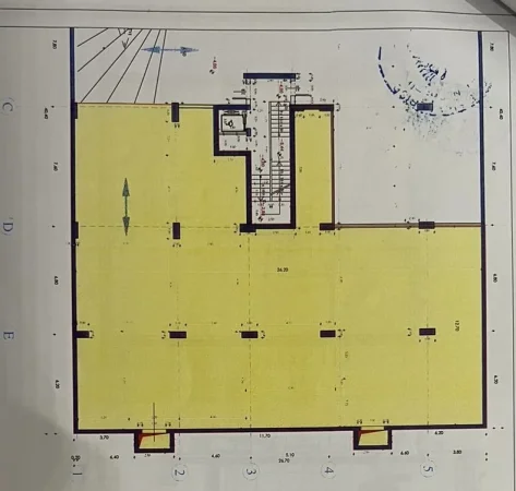 Tirane, shes garazh Kati -1, 450 m² (i gjithe kati me garazhe)  300.000 € (Misto mame)