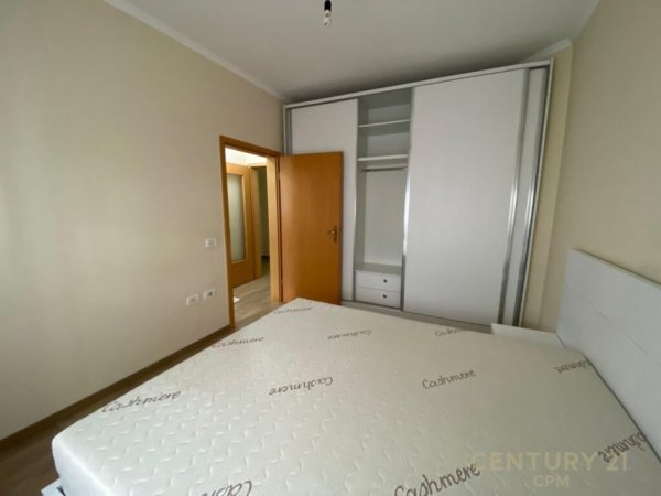 Tirane, jepet me qera apartament 2+1 Kati 2, 92 m² 500 € (liqen i thate)