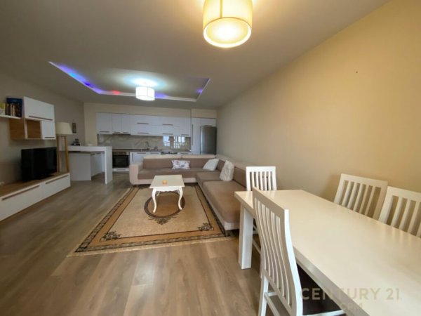 Tirane, jepet me qera apartament 2+1 Kati 2, 92 m² 500 € (liqen i thate)