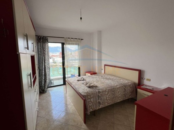 Tirane, jepet me qera apartament 1+1 Kati 3, 86 m² 300 € (Misto Mame.)