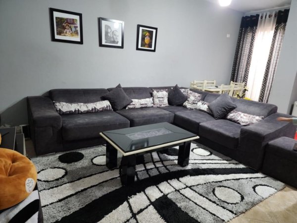 Tirane, jepet me qera apartament 1+1 Kati 4,