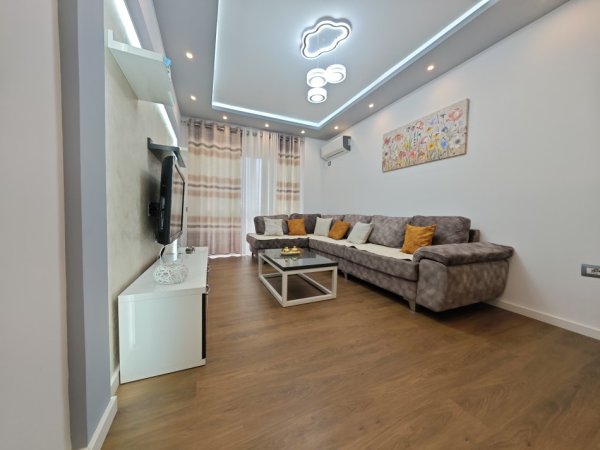 Tirane, shitet apartament 2+1 , 94 m² 145.000 € (YZBERISHT)