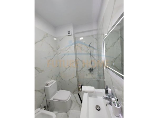 Tirane, shitet apartament 1+1 Kati 3, 79 m² 165.000 € (Selvia)