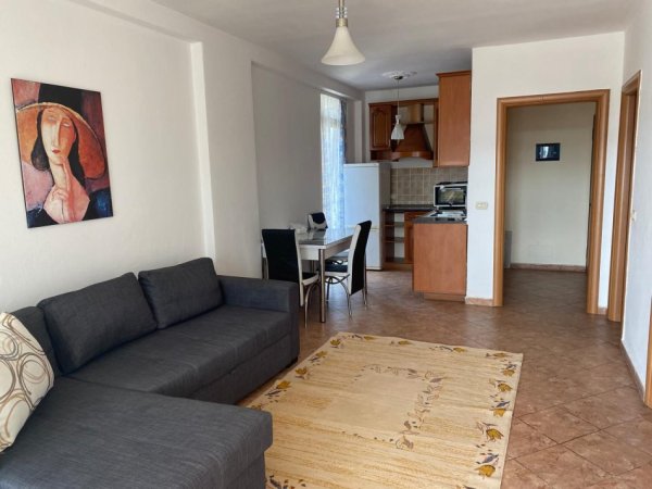 Tirane, jepet me qera apartament 1+1+Ballkon Kati 6, 65 m² 480 € (Pazari i Ri)