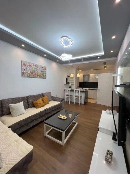 Yzberisht , shitet 2+1 Kati 3, 90 m² 145.000 €