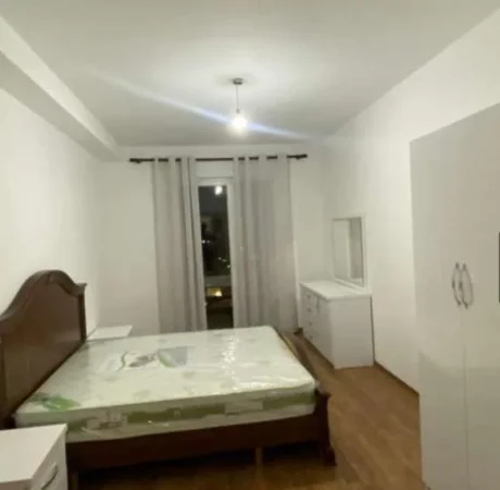Tirane, jepet me qera apartament 2+1+Ballkon Kati 6, 130 m² 500 € (Astir)