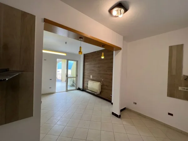 Tirane, shes 2+1 Kati 12, 117 m² 170.000 € (Rruga e kavajes)