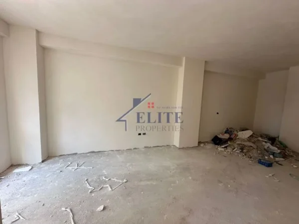 Tirane, shitet apartament 2+1+Ballkon Kati 2, 109 m² 158.630 € (Dritan Hoxha)