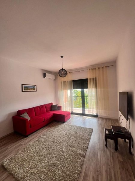 Jepet me qera apartament 1+1+Ballkon Kati 2, 75 m² 450 € (nexho konomi)