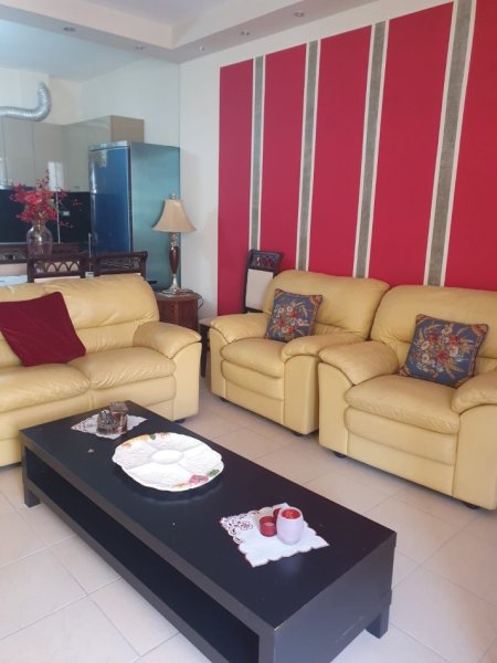 Tirane, jepet me qera apartament 1+1+Ballkon Kati 3, 82 m² 450 € (Prane Rezidences Kodra e Diellit 1)
