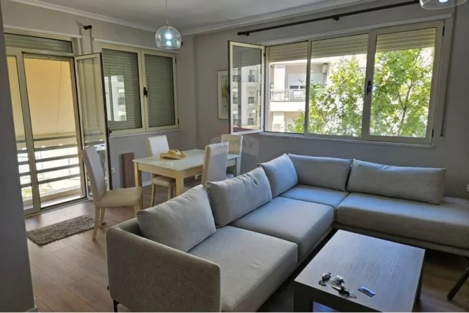 Tirane, jepet me qera apartament 2+1 , 110 m² 850 € (Apartament 2+1+post parkimi tek Liqeni i Thate!)