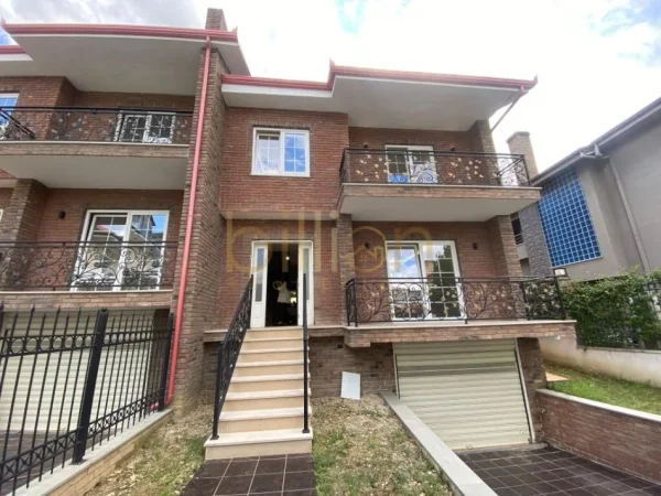 Tirane, shitet apartament 2 Katshe , 420 m² (rruga e elbasanit, Tirana, Albania)