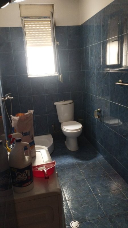 Tirane, jepet me qera apartament 2+1 Kati 5, 84 m² 400 € (Spitali Hygeia , Terminali i autobuzave)