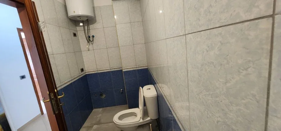 Tirane, shitet apartament 1+1 Kati 4, 64 m² 77.000 € (Fresku)