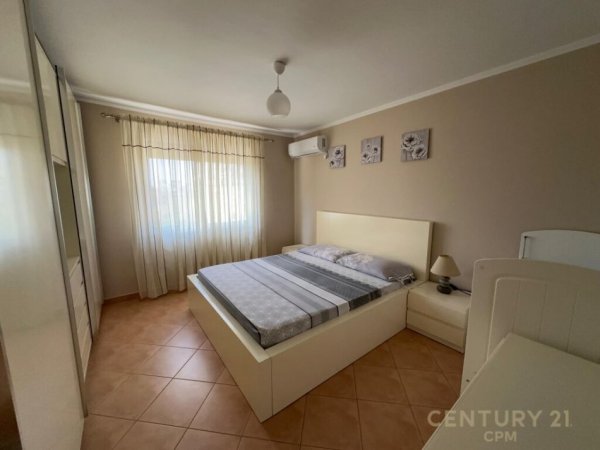 Tirane, Jepet me qera apartament 2+1 Kati 5, 64 m² (kopshti botanik)