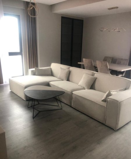 Tirane, jepet me qera apartament 2+1 Kati 6, 100 m² 750 € (RRUGA E DIBRES)