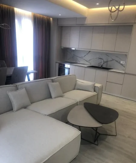 Tirane, jepet me qera apartament 2+1 Kati 6, 100 m² 750 € (RRUGA E DIBRES)