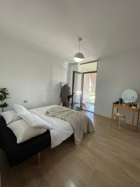 Tirane, jepet me qera apartament 2+1 Kati 7, 100 m² 600 € (RRUGA E DIBRES)