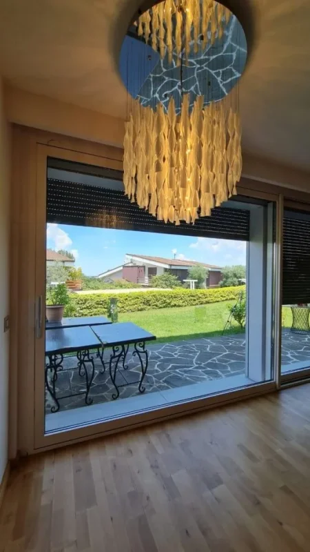 Tirane, shitet Vile 4+1 , 350 m² (Long Hill Residence)