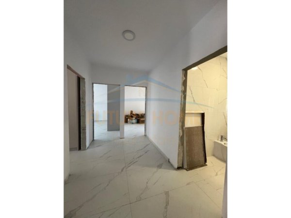 Tirane, jepet me qera apartament 2+1 Kati 3, 75 m² 500 € (Ndre Mjeda)