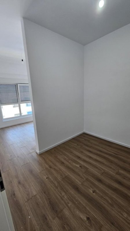 Tirane, jepet me qera apartament 2+1 Kati 7, 90 m² 350 € (Pasho Hyka, Rezidenca Kaimi)