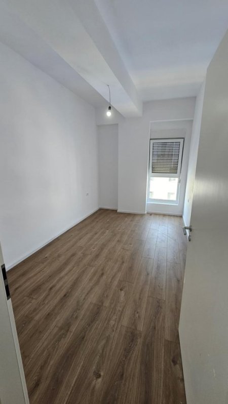 Tirane, jepet me qera apartament 2+1 Kati 7, 90 m² 350 € (Pasho Hyka, Rezidenca Kaimi)