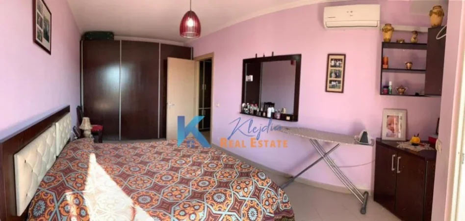 Tirane, shes apartament 2+1+Ballkon Kati 6, 98 m² 125.000 € (Yzberish)