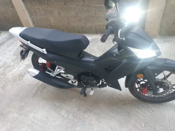 Tirane, shitet Motociklete Papaq Dayang 125 cc , e zeze 17.530 km 1.400 €