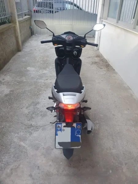 Tirane, shitet Motociklete Papaq Dayang 125 cc , e zeze 17.530 km 1.400 €