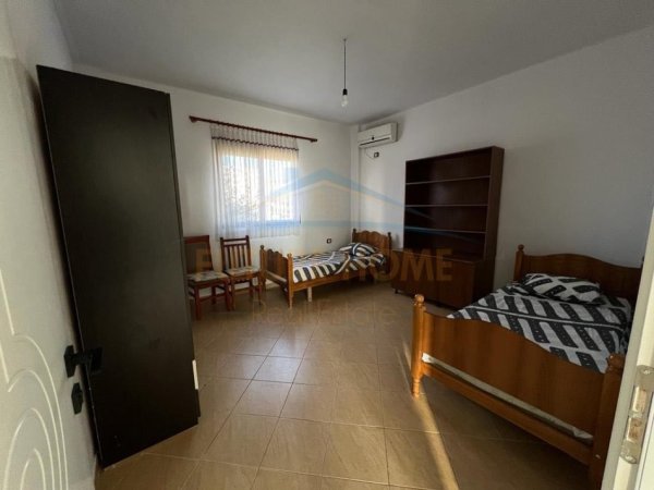 Tirane, jepet me qera 2+1 Kati 2, 85 m² 470 € (Kamez)