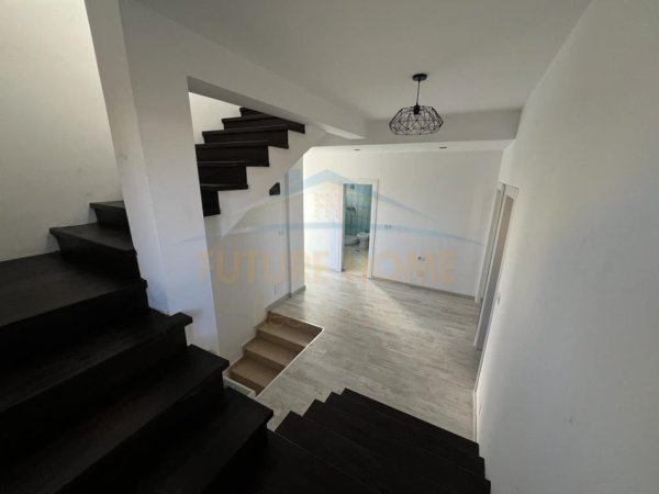 Tirane, jepet me qera 2+1 Kati 2, 85 m² 470 € (Kamez)