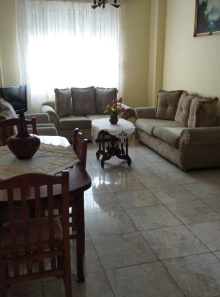 Tirane, jepet me qera 2+1 Kati 5, 83 m² 450 € (Alaman Dervishi)
