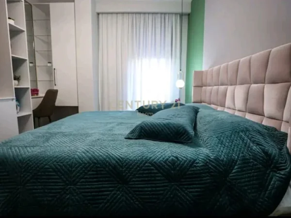 Tirane, shitet apartament 1+1 Kati 1, 88 m² 219.000 € (pazar i ri)