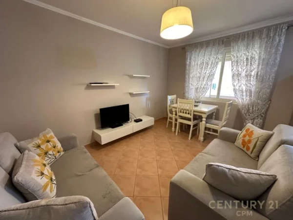 Tirane, jepet me qera apartament 2+1 Kati 5, 74 m² 600 € (shkolla e baletit)