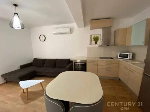 Tirane, shitet apartament 1+1 Kati 2, 50 m² 102.000 € (kodra e diellit)