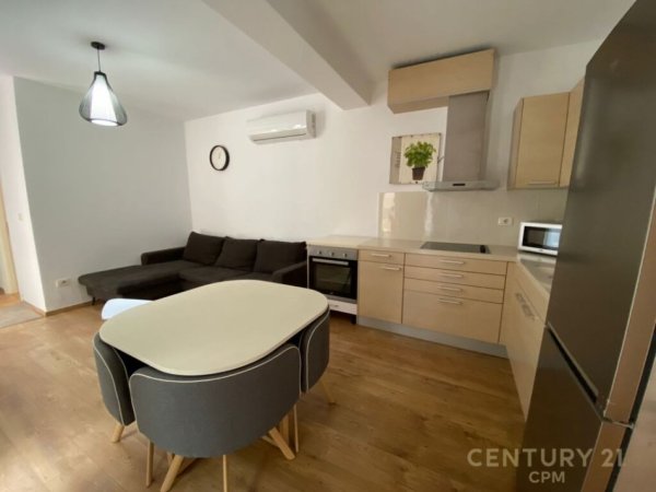 Tirane, shitet apartament 1+1 Kati 2, 50 m² 102.000 € (kodra e diellit)