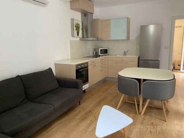 Tirane, shitet apartament 1+1 Kati 2, 50 m² 102.000 € (kodra e diellit)