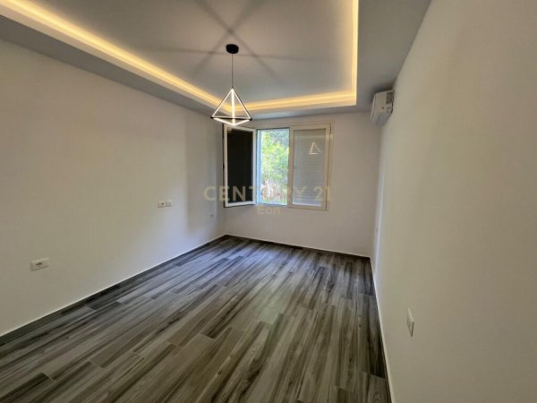 Durres, shitet apartament 2+1 Kati 7, 95 m² 140.000 € 