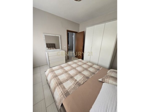 Durres, jepet me qera apartament 1+1 Kati 4, 60 m² 250 € 
