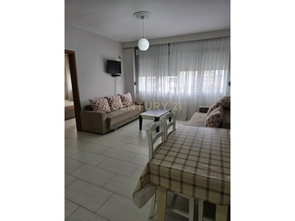 Durres, jepet me qera apartament 1+1 Kati 4, 60 m² 250 € 