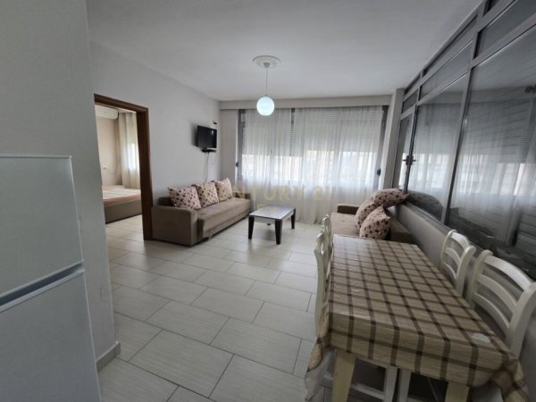 Durres, jepet me qera apartament 1+1 Kati 4, 60 m² 250 € 