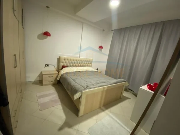 Tirane, shitet apartament 1+1 Kati 1, 70 m² 74.500 € (Restorant Deliut)
