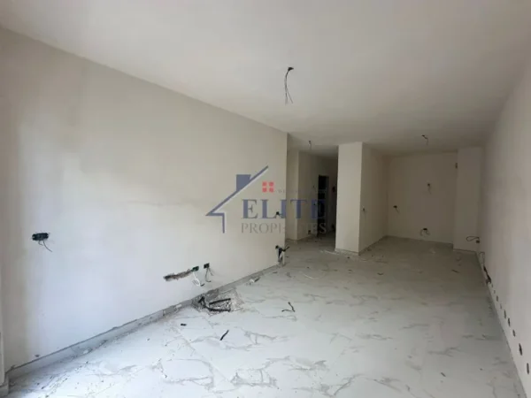 Tirane, shitet apartament 2+1+Ballkon Kati 5, 73 m² 108.750 € (Dritan Hoxha)