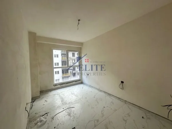 Tirane, shitet apartament 2+1+Ballkon Kati 5, 73 m² 108.750 € (Dritan Hoxha)
