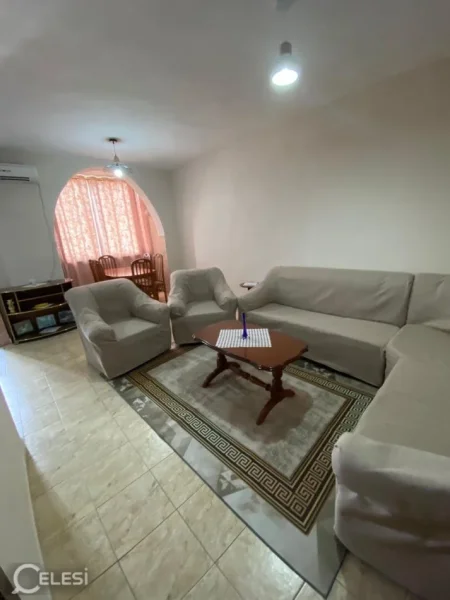 Tirane, jepet me qera apartament 2+1+Ballkon Kati 5, 100 m² 550 € (AMBASADA AMERIKANE)