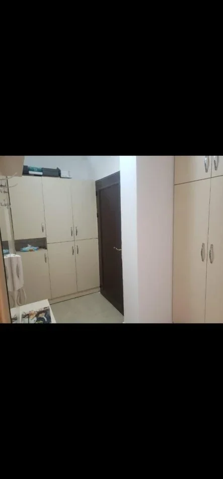 Tirane, jepet me qera apartament 1+1+Ballkon Kati 7, 70 m² 450 € (Rruga Teodor Keko)