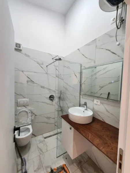 Durres, shitet apartament 1+1+Ballkon Kati 8, 68 m² 90.000 € (Hotel Adriatik, Durres)