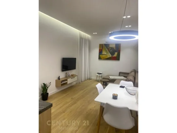 Tirane, shes apartament 2+1+Aneks+Ballkon Kati 2, 150 m² 375.000 € (Kopshti Zoologjik)